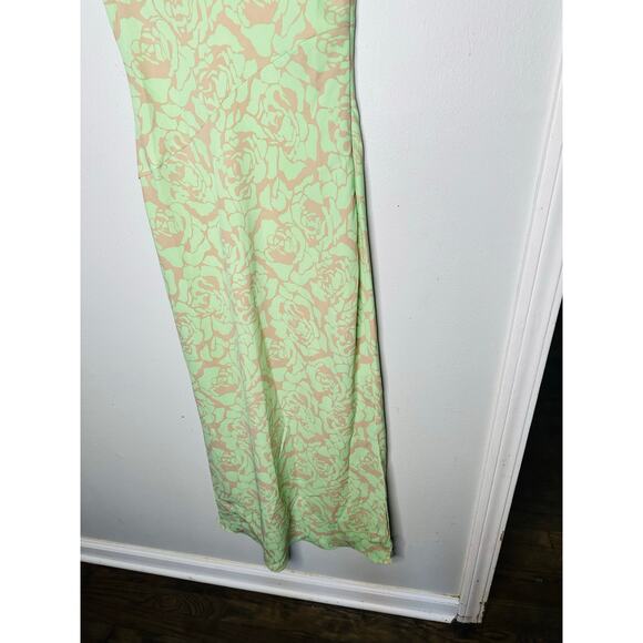 SAUNDERS COLLECTIVE Green Rose Printed Floral Crewneck Luna Maxi Dress Size 2 - Picture 8 of 16